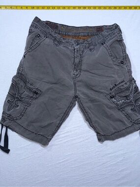 Rock Revival Men's Cargo Shorts in Gray Taupe vintage rare cargo jorts